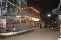 Timi Homestay - B&B