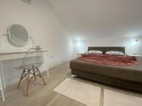 Apartamento de 1 dormitorio con balcón y vistas al mar