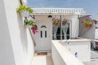 House Niko M with 6 apartments - B&B Split