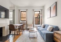 Your NYC Escape! 1BR Just Steps from Central Park - B&B