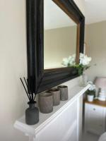Stylish Coastal Living - Prime Location, Garden and Parking - B&B Salcombe