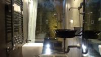 HOST4U - AGRITURISMO Il Geco I, Appartamento unico tipico nella Roccia - B&B Civezza