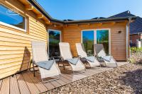Ferienwohnanlage ODINs Blick - Wohnung 12 - direkt am Privatstrand, mit Sauna, Garten - Chambres d'hôtes Lobbe