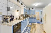 3 Mi to Dtwn Beaufort: Quiet Family Home w/ Yard - Chambres d'hôtes Beaufort