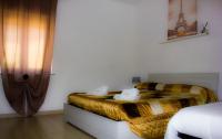 Triple Room with Shared Bathroom