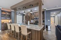 Lakefront 4BR Luxury Sleeps 13 Pool & Hot Tub - B&B Lake Ozark