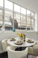 Luxury 3 Bed Central Soho Apartment - B&B