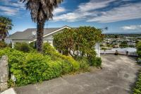 Napier Hilltop Stays - Views, Pool & Pet Friendly! - Ferienwohnung Napier