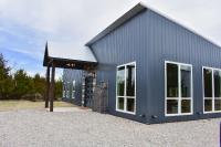 WhiteTail Cabin with Shuffleboard - B&B Purcell