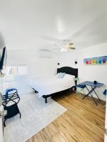 Cozy Private Guesthouse with AC - B&B Chula Vista