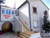 Apartment Mira - Bed and Breakfast Senj