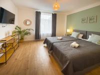 Two-Bedroom Apartment with City View