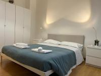 Politecnico - WiFi - Posto Auto Privato Gratis - B&B