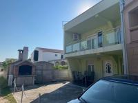 Apartment Bobovik - 3 bedrooms - B&B Vir