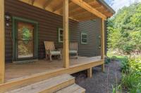 Secluded Cabin with Quality Furnishing and Hot Tub - Chambres d'hôtes Leicester