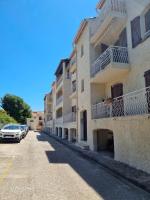 Goodlife - à 5 min à pieds de la mer avec balcon & parking - By AURAconciergerie - B&B Saint-Cyr-sur-Mer