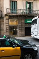 Four Petals Barcelona Boutique Apartments - Bed and Breakfast