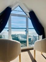 Unique Apartment with Stunning Views 2B - B&B