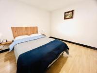 Standard Double Room with Shared Bathroom