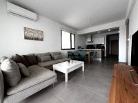 Rachel 401 - B&B Larnaka