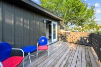 Cozy & Spacious Montrose Retreat with 3BR Near Houston Attractions - B&B