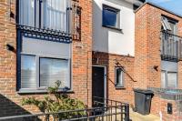Bright & Blissful - Townhouse - Ferienwohnung Harlow