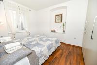 Apartment Aldora - Bed and Breakfast Zadar