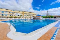Marina Palace with Swimming Pool - B&B Adeje
