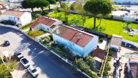 VILLA LES SALINES Maison de Vacances au Grau du Roi - B&B Le Grau-du-Roi