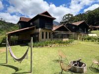 Casa 02 Vale Boa Vista - Casa em Condomínio Exclusivo com Vista para as Montanhas e Área de Lazer Completa - B&B Teresópolis