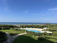Sol-y-Days Belles Plages RdJ bords de mer et piscine - B&B La Grande-Motte