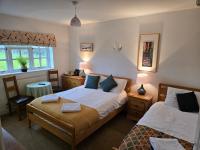Deluxe Double Room with Extra Bed