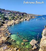 Stylish Getaway Holiday Apartment - Bed and Breakfast San Pawl il-Baħar