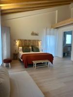 Apartamentos COVARRUBIAS 3 ESTUDIO - Bed and Breakfast