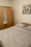 Appartamento con 2 Camere da Letto, Terrazza e Vista Mare