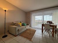 Appartement avec Terrasse Proche Plage et Parking Gratuit - FR-1-239-955 - Bed and Breakfast Urrugne