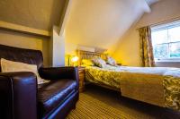 Double Room with Private External Bathroom