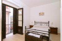 Doppelzimmer mit Balkon