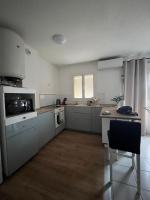 Appartement climatisé avec parking à Albi - B&B Albi