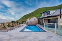 וילה רז של רשת לב הגולן - וילה מדהימה עם בריכה פרטית מחוממת וסאונה - B&B Tiberiade