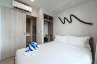 Two-Bedroom Apartment with Balcony