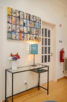 27 À GRAÇA, Free Private Parking and Balcony - B&B Lisboa