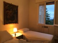 Doppel-/Zweibettzimmer mit Gartenblick