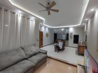 Casa com garagem, ar condicionado, sala tv e jantar, cozinha completa e lavanderia - Chambres d’hôtes Taubaté