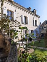 Au pied du Lavoir chambre Germaine - Bed and Breakfast