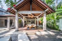 Villa Koala, 2BR Private Pool Villa near Seminyak Best Nightlife and W - Chambres d'hôtes Seminyak