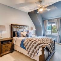 Charming Family Home with Cozy Retreat - B&B Denver