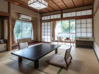 Japanese-Style Room