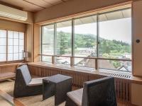 Japanese-Style Room