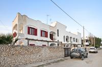 Three Bedroom Apartment with Balcony 2